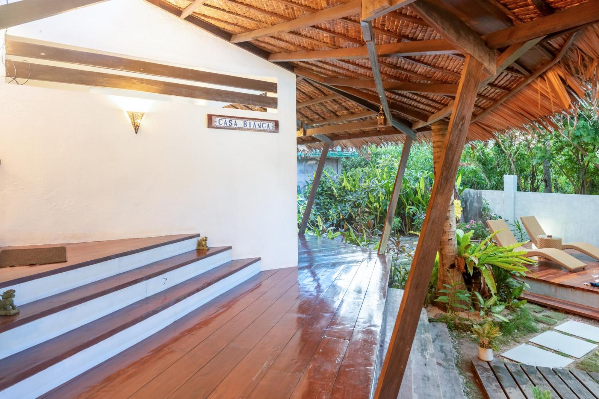 Hotel Casa Bianca Siargao General Luna  Zewnętrze zdjęcie
